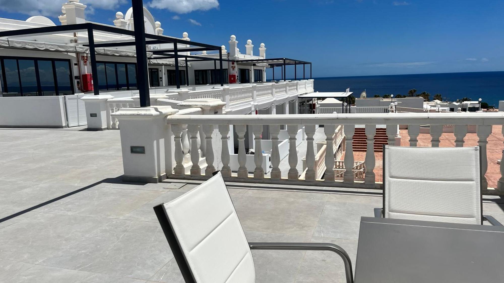 Atlantico Plaza Apartments بويرتو ذيل كارمين المظهر الخارجي الصورة